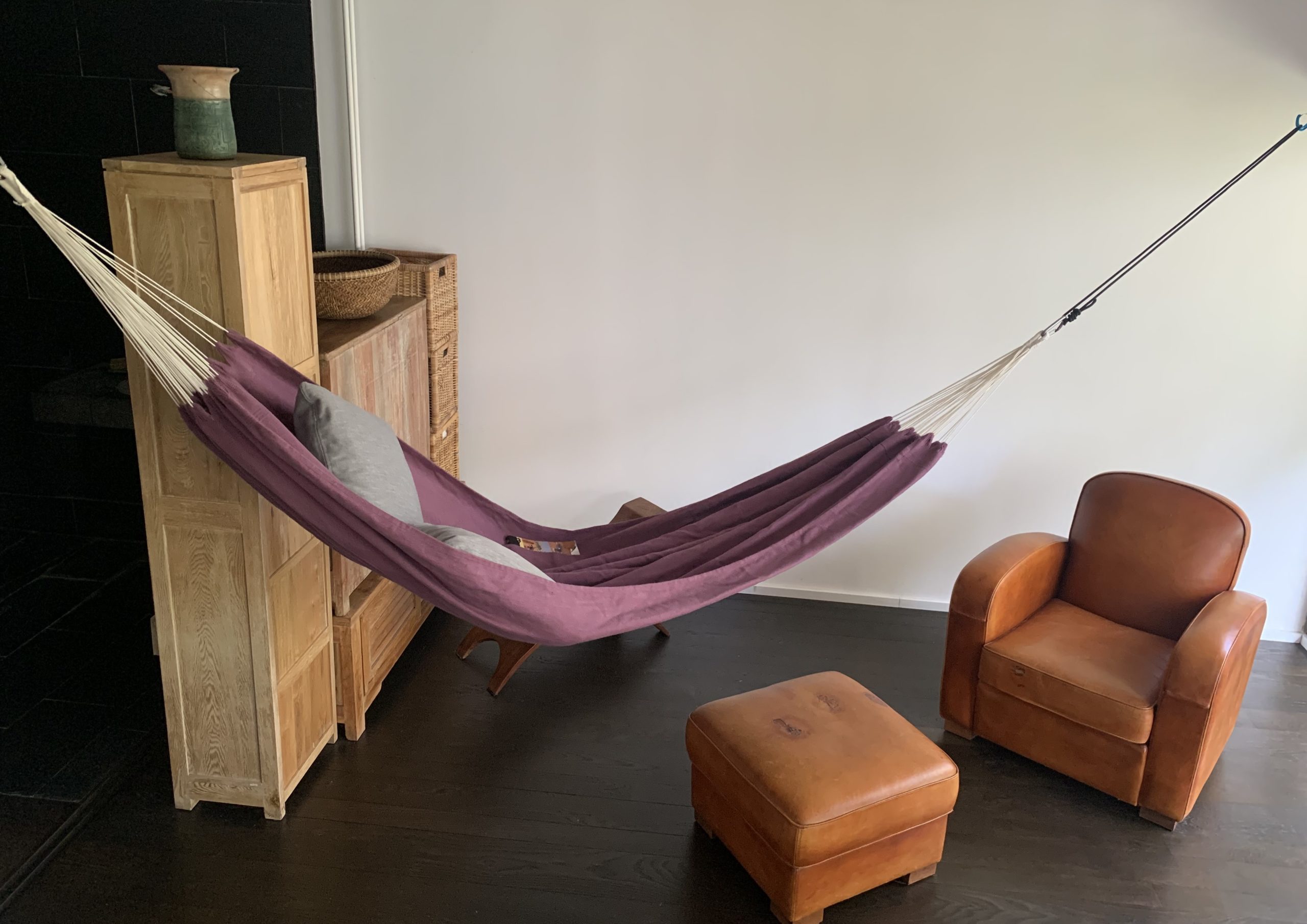 Hamac en lin violine suspendu