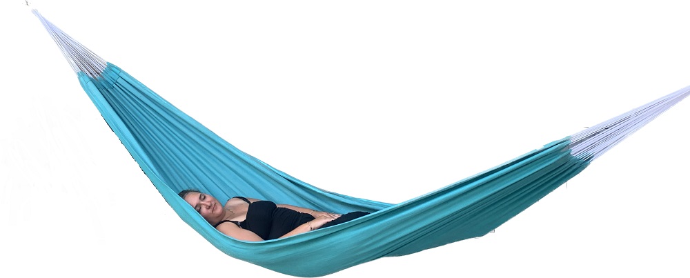 Dormir en diagonal, la bonne position pour bien dormir dans un hamac